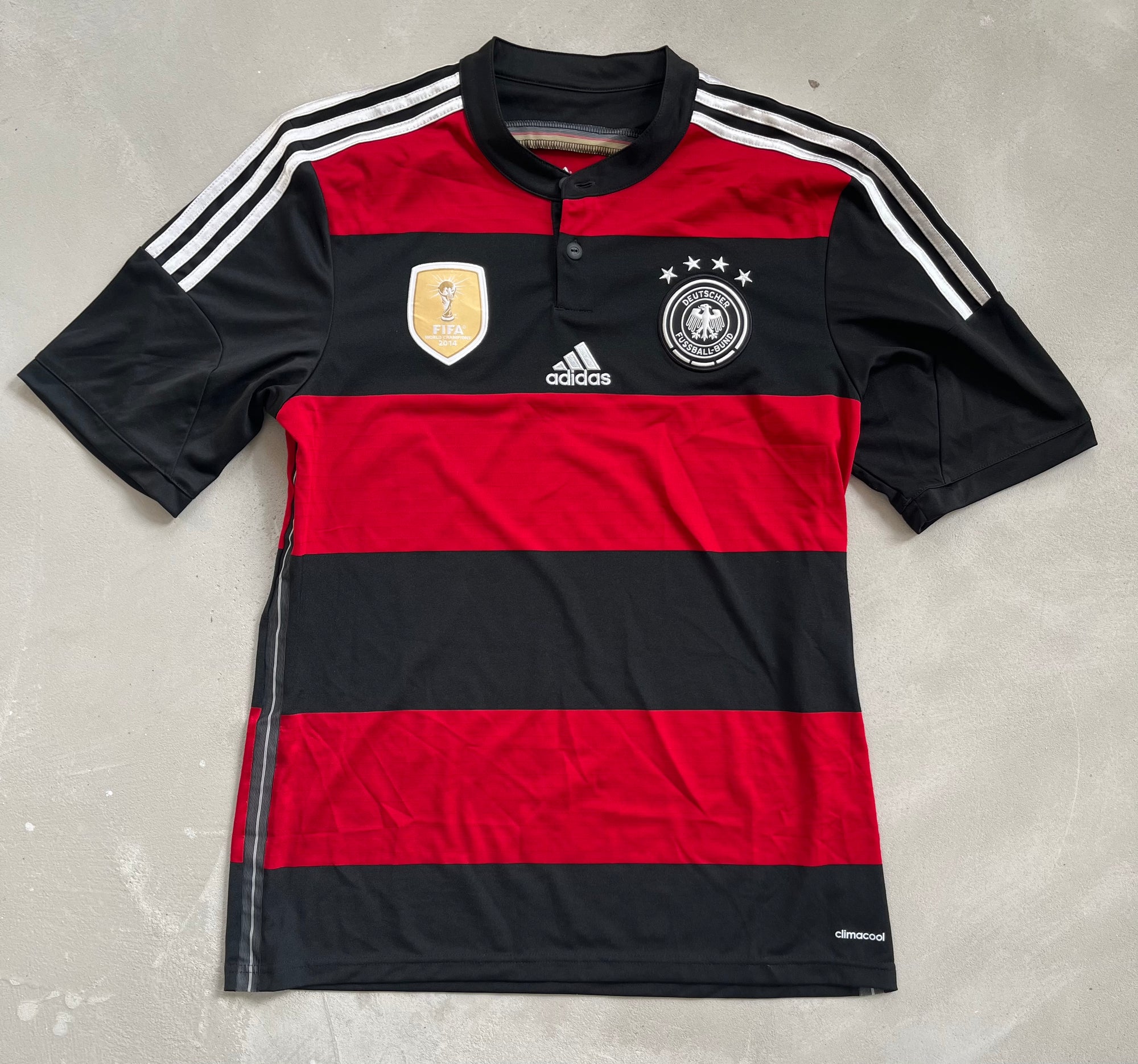 Germany 2014 World Cup Vintage Jersey - Size Large-Olive & York