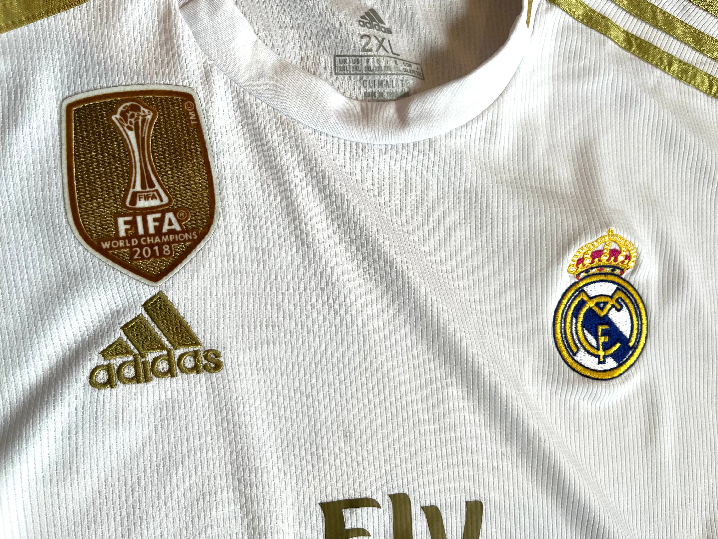 Real Madrid 2019/20 Vintage Home Club World Cup Jersey - Size 2XL-Olive & York