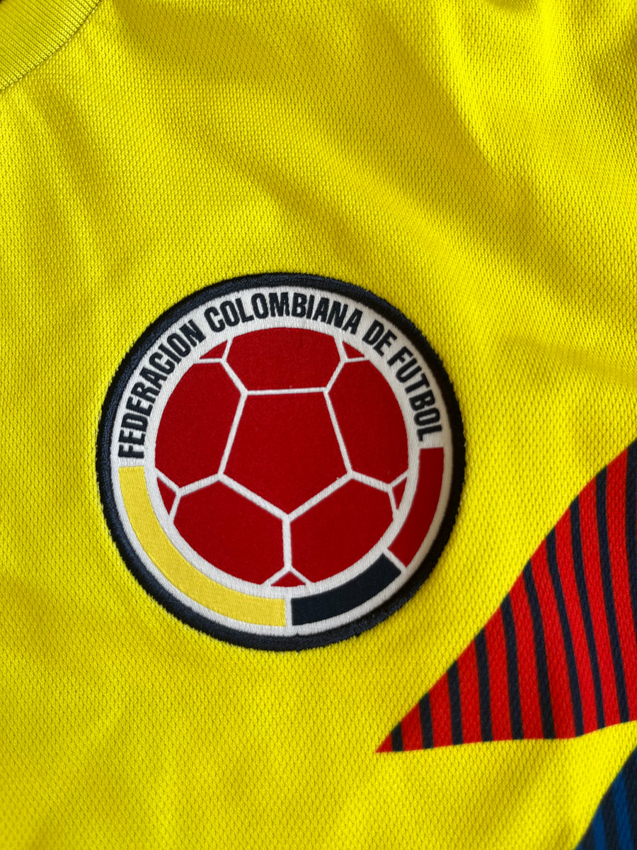 Colombia National Team Vintage 2018 Home Kit - Size Medium-Olive & York