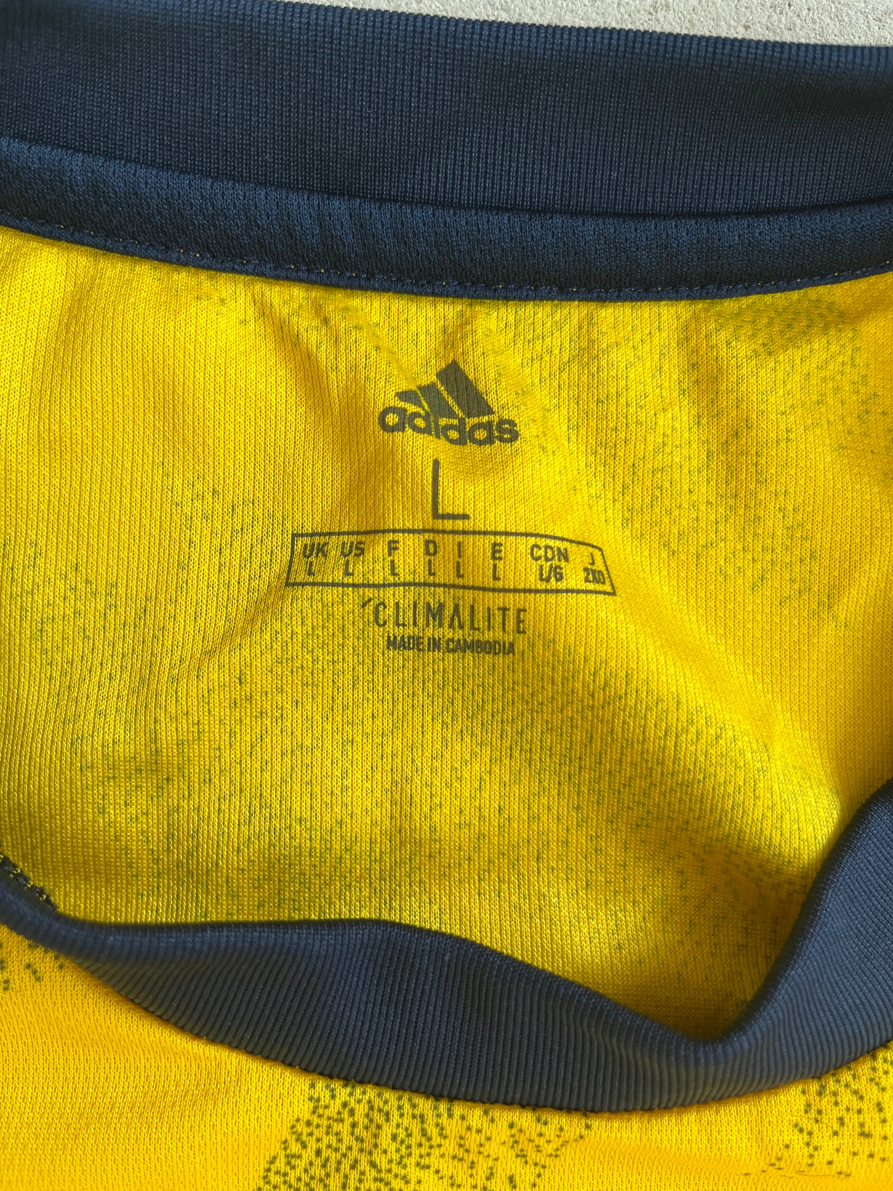 Arsenal 2019 Away Kit - Size Large-Olive & York