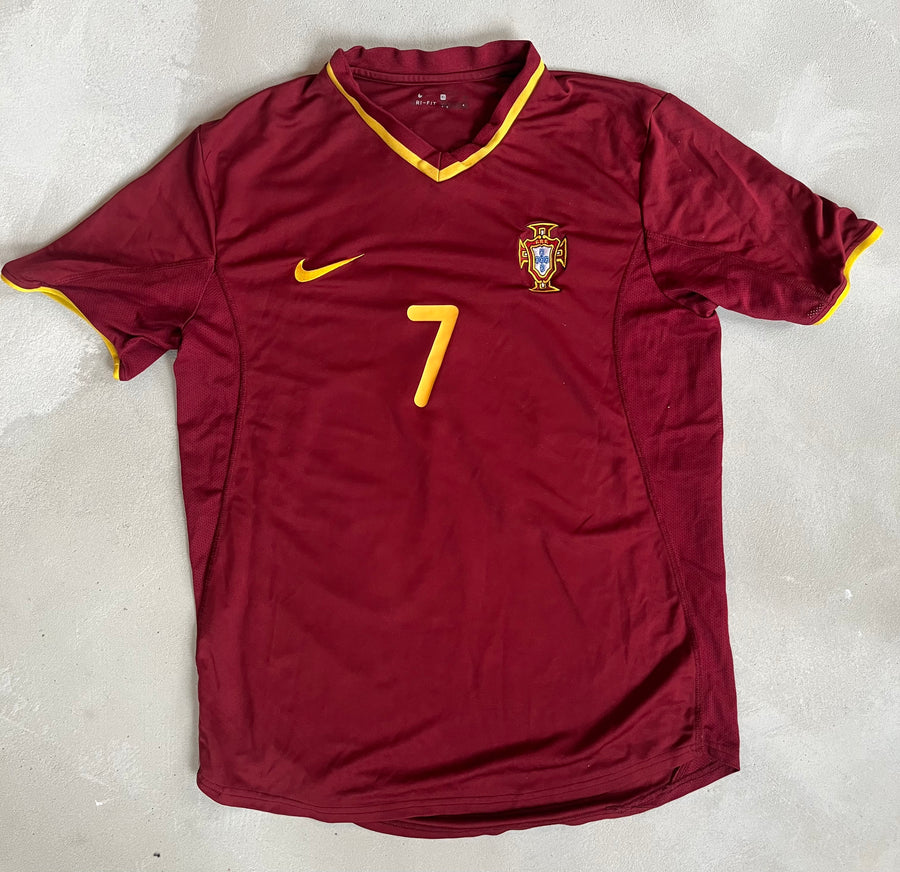 Portugal 2000 Vintage Ronaldo Home Kit-Olive & York
