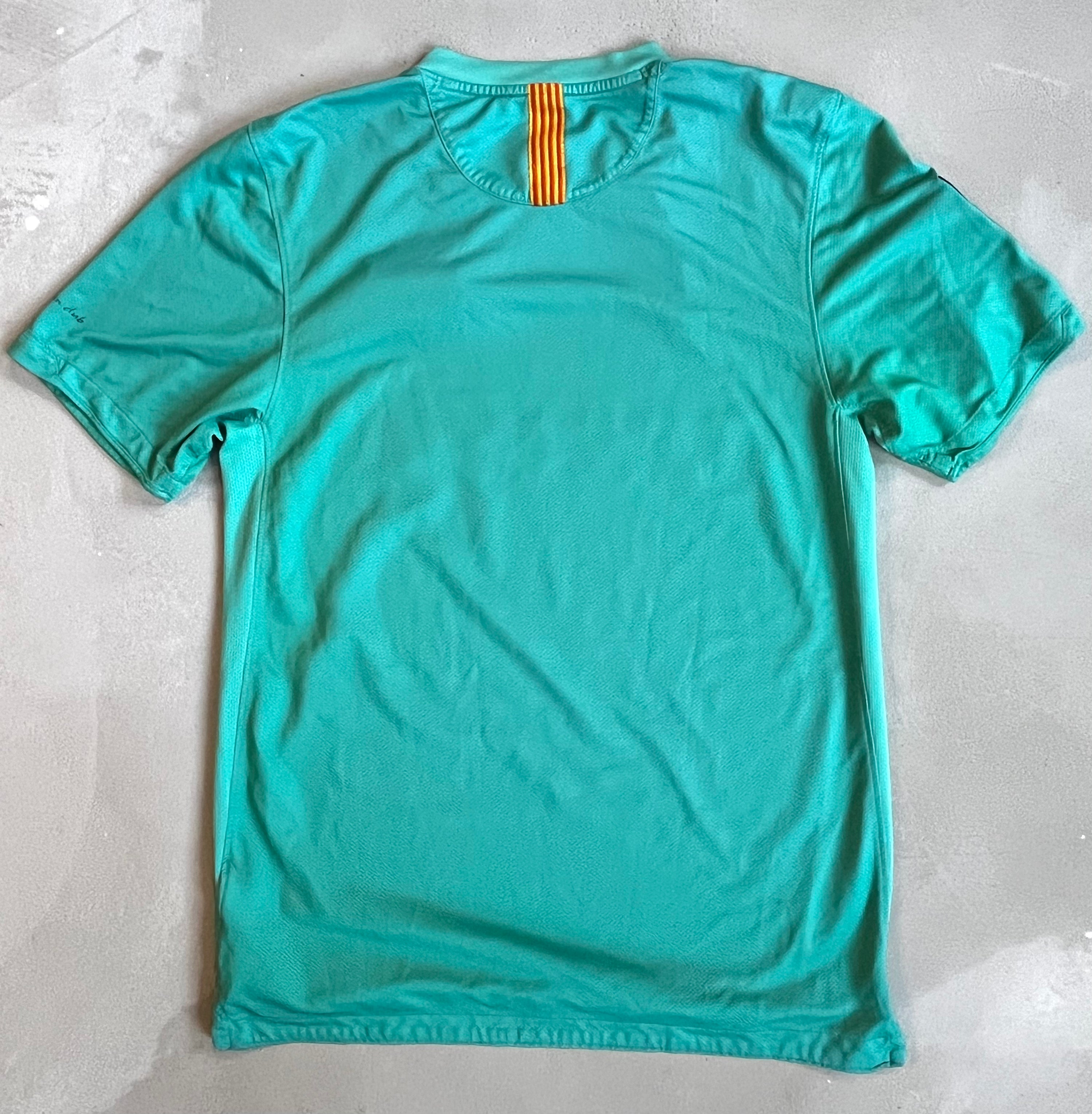 Barcelona 2010/11 Vintage Third Kit - Size Small-Olive & York