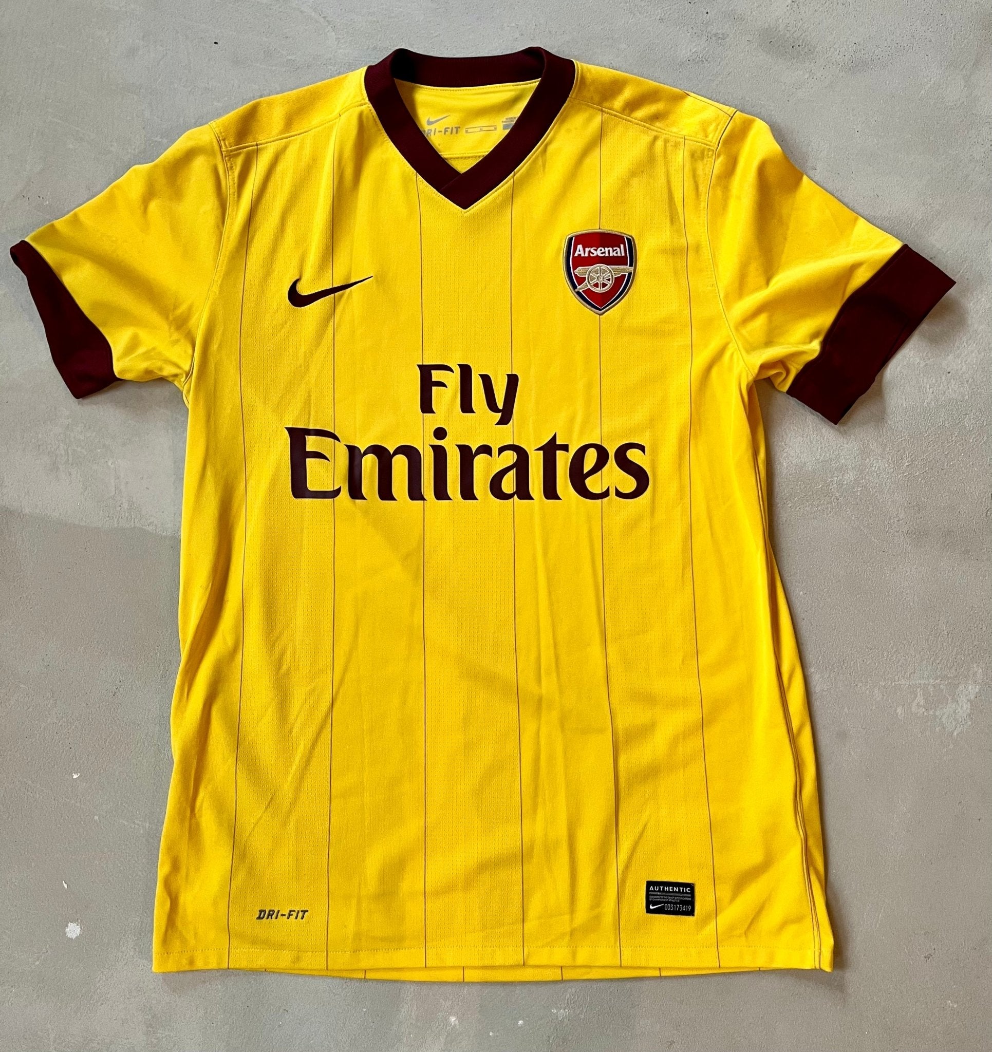 jersey arsenal 2012