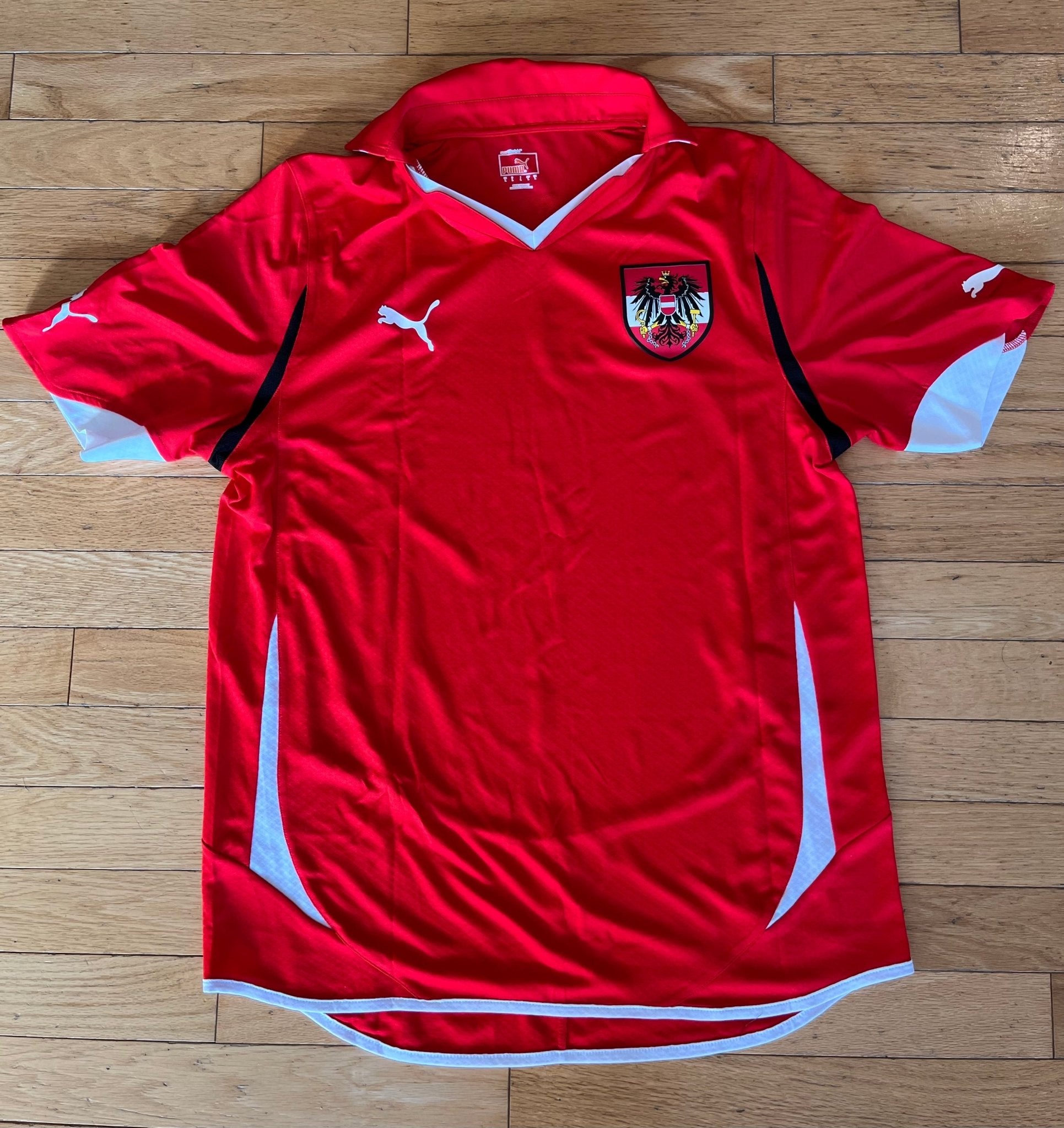 Austria 2010 Vintage Jersey-Olive & York