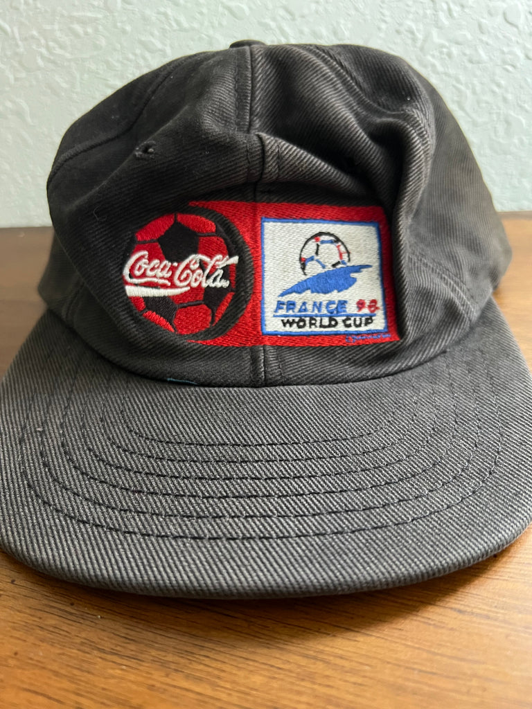 1998年ワールドカップ フランス大会 イングランドチームアディダスキャップ - メルカリ