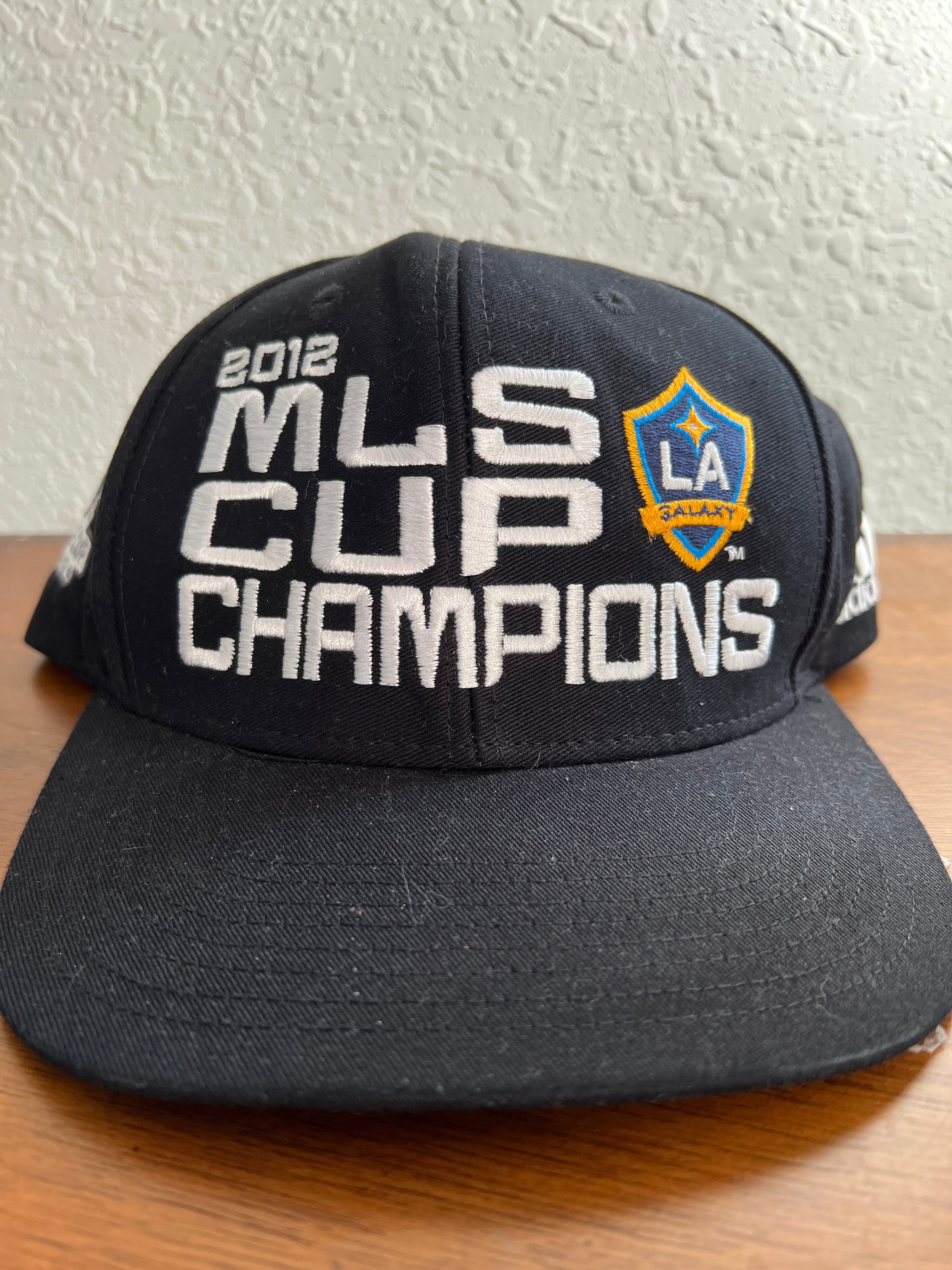 Galaxy 2012 Cup Champions Vintage Snapback-Olive & York