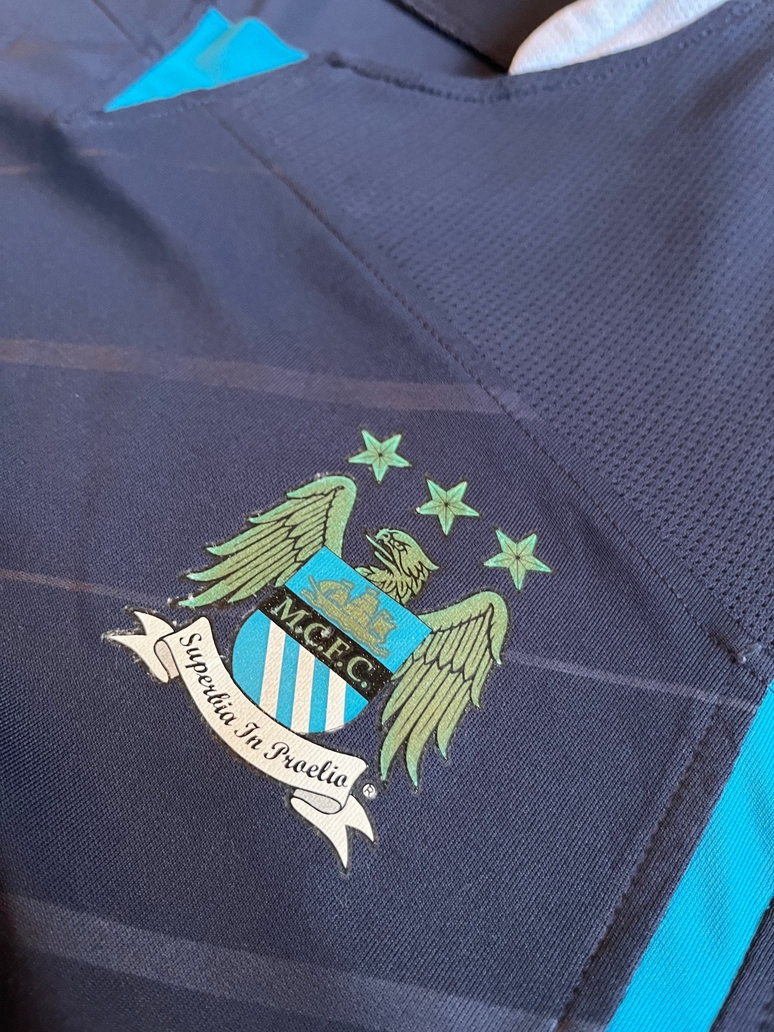 Manchester City 2005/06 Vintage Away Jersey-Olive & York