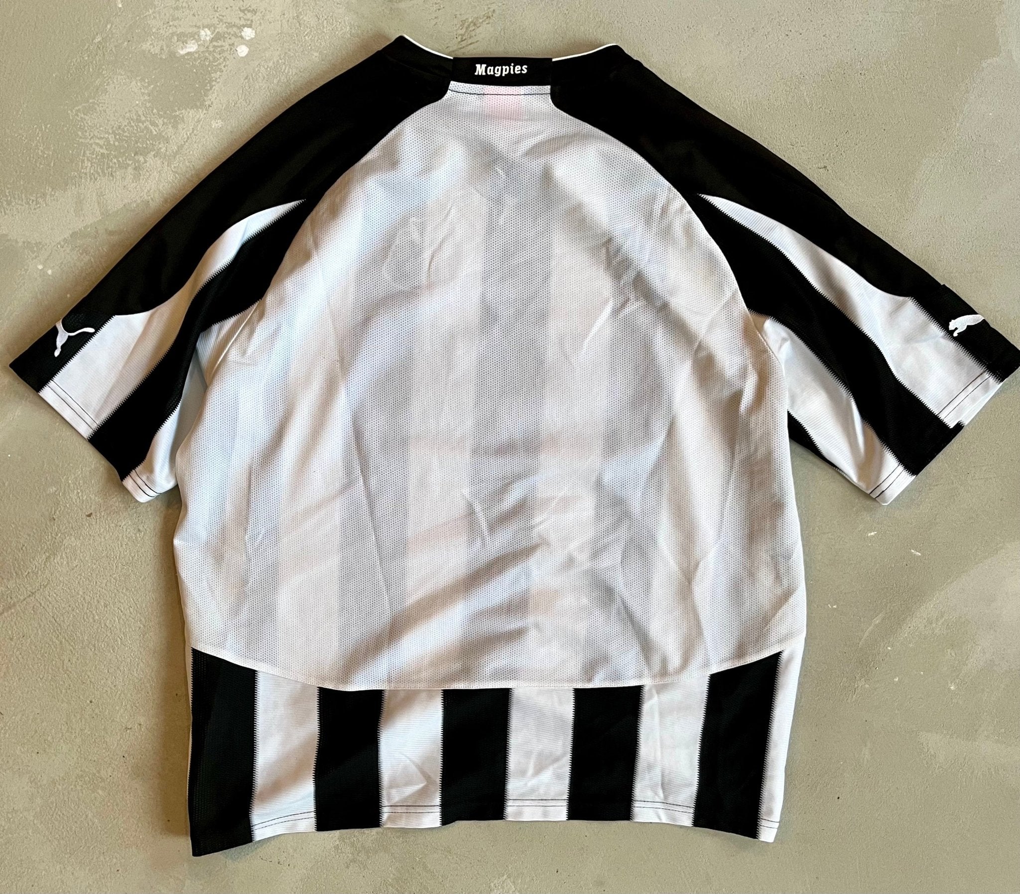 Newcastle 2010/11 Vintage Home Jersey - Size XL-Olive & York