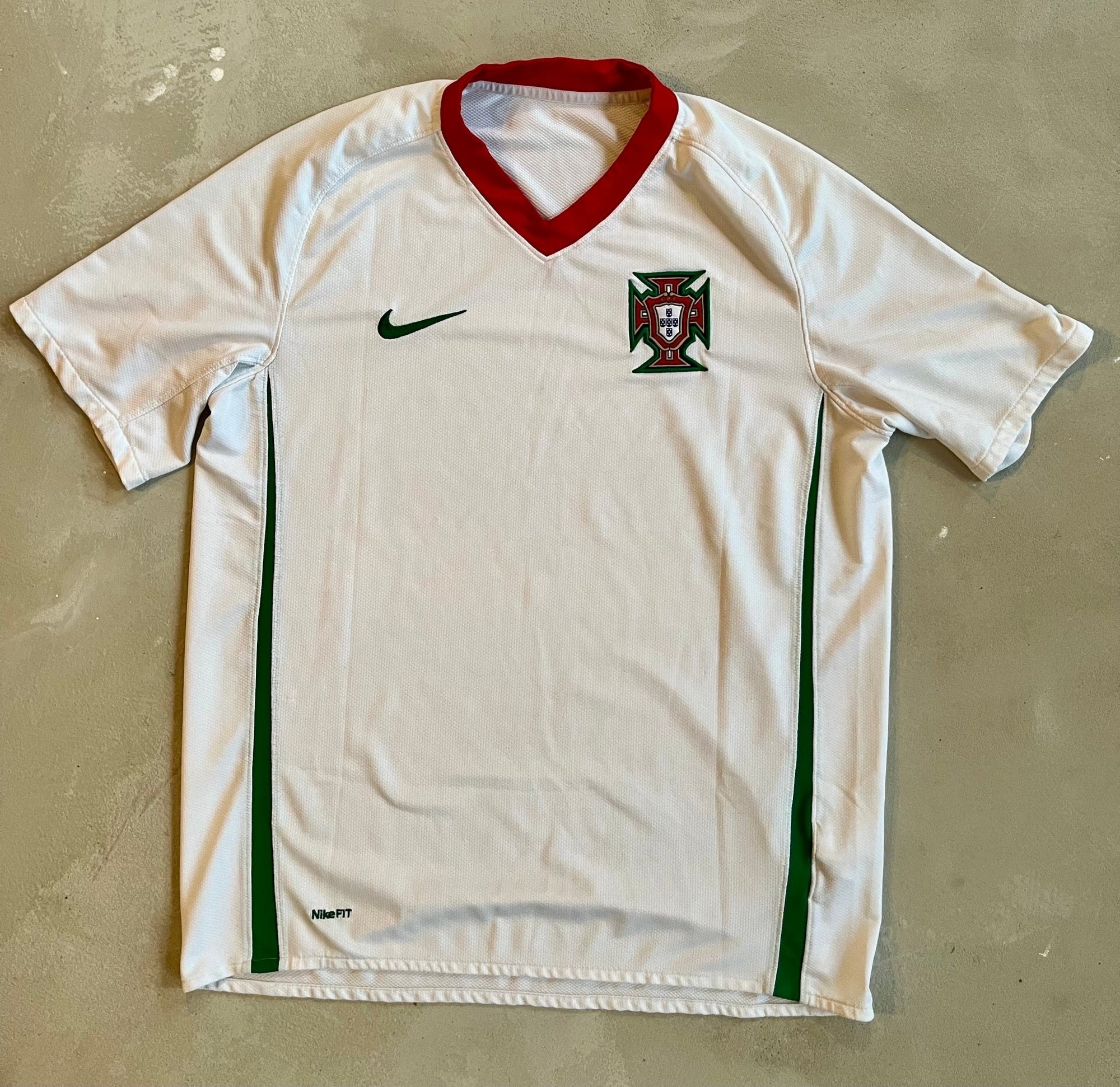 Portugal Vintage 2008 Away Jersey - Size Medium-Olive & York