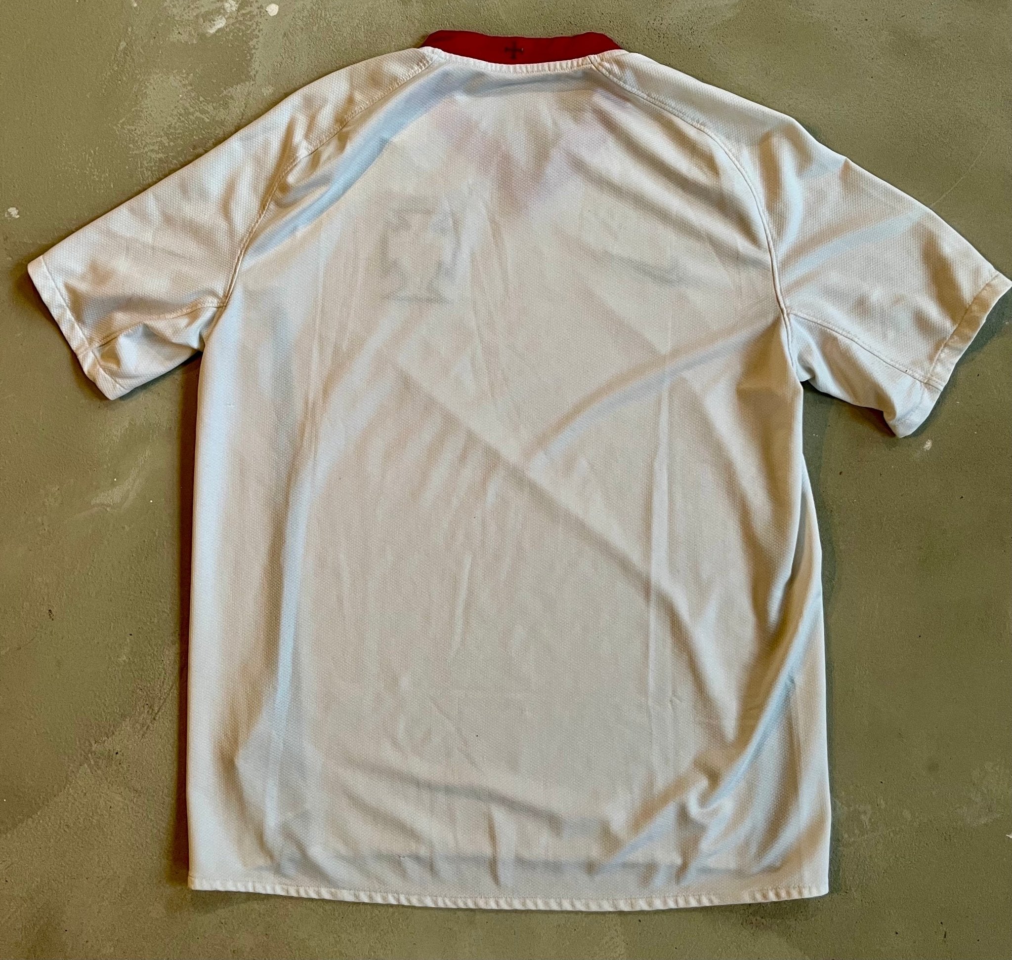 Portugal Vintage 2008 Away Jersey - Size Medium-Olive & York